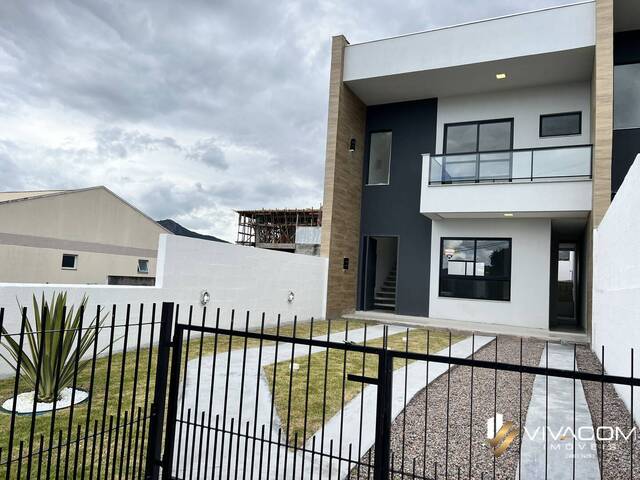 Casa para Venda em São José - 2