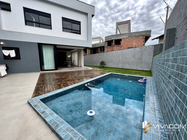 Casa para Venda em Florianópolis - 3