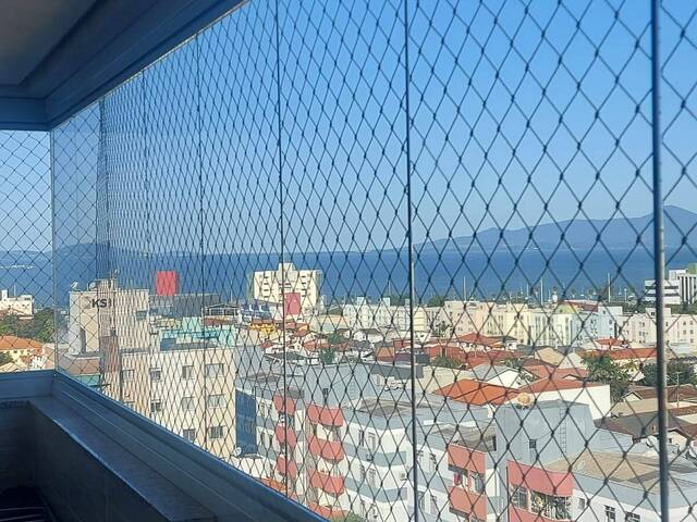 Venda em Praia Comprida - São José