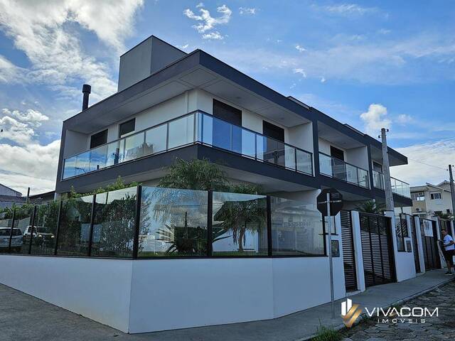 Casa para Venda em São José - 2