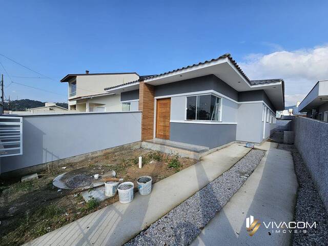 Casa para Venda em Biguaçu - 4