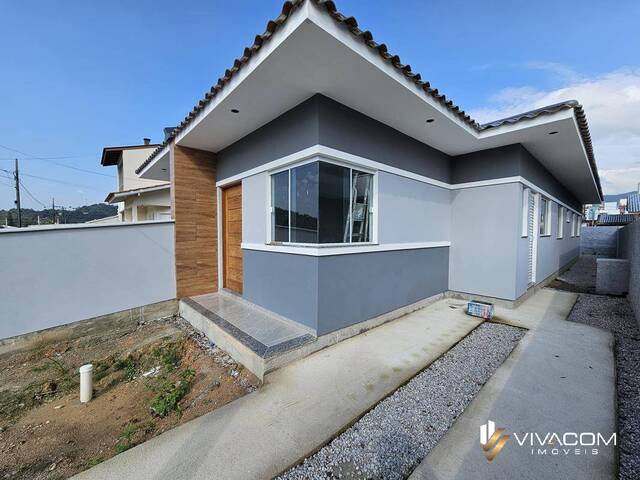 Casa para Venda em Biguaçu - 1